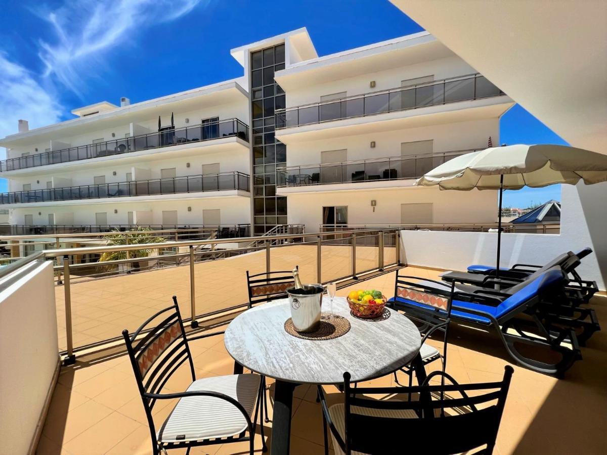 Appartement Albufeira Terrace With Pool By Homing Extérieur photo