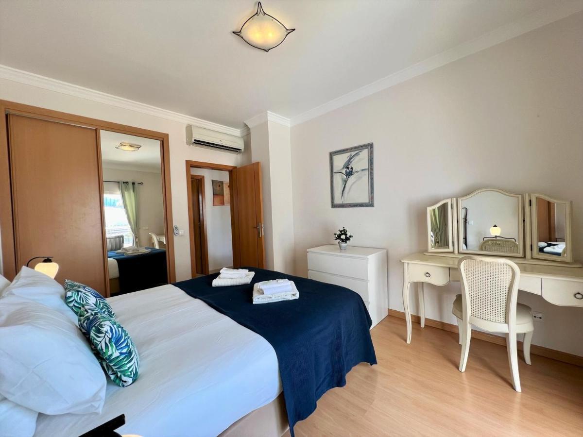 Appartement Albufeira Terrace With Pool By Homing Extérieur photo