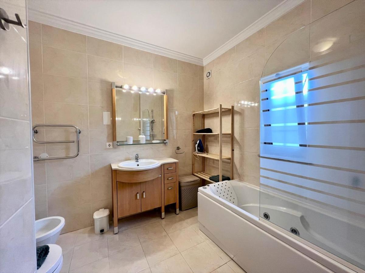 Appartement Albufeira Terrace With Pool By Homing Extérieur photo