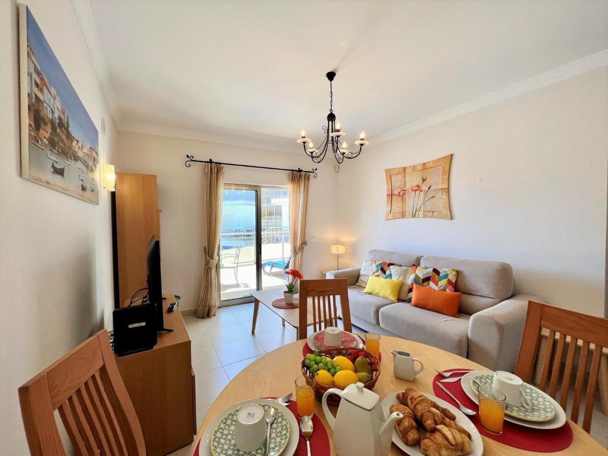 Appartement Albufeira Terrace With Pool By Homing Extérieur photo